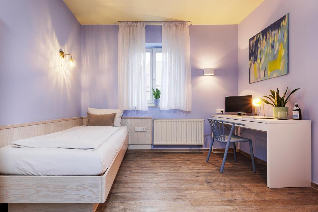Hotel Kunterbunt In Wuerzburger Innenstadt מראה חיצוני תמונה