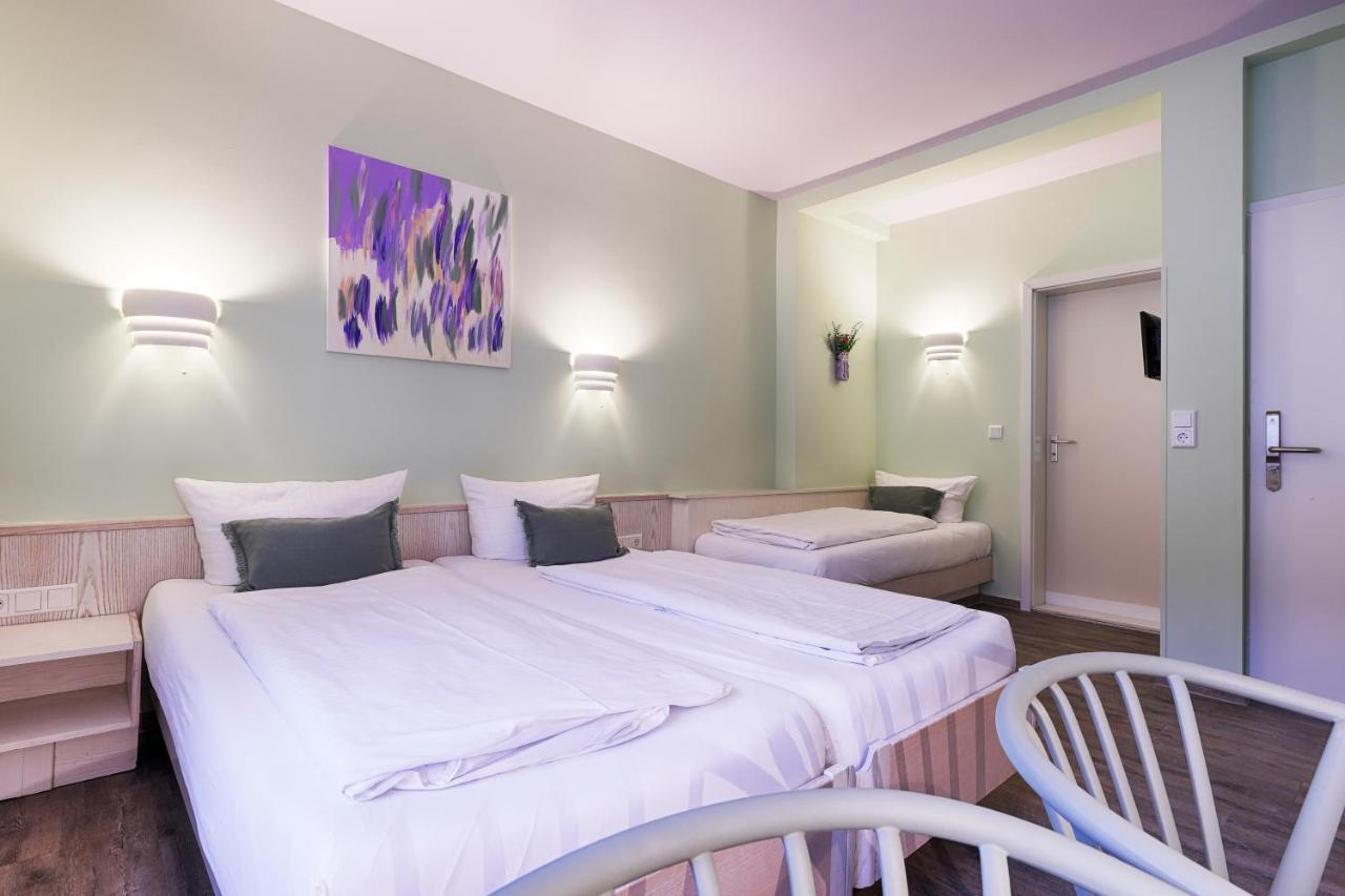 Hotel Kunterbunt In Wuerzburger Innenstadt מראה חיצוני תמונה