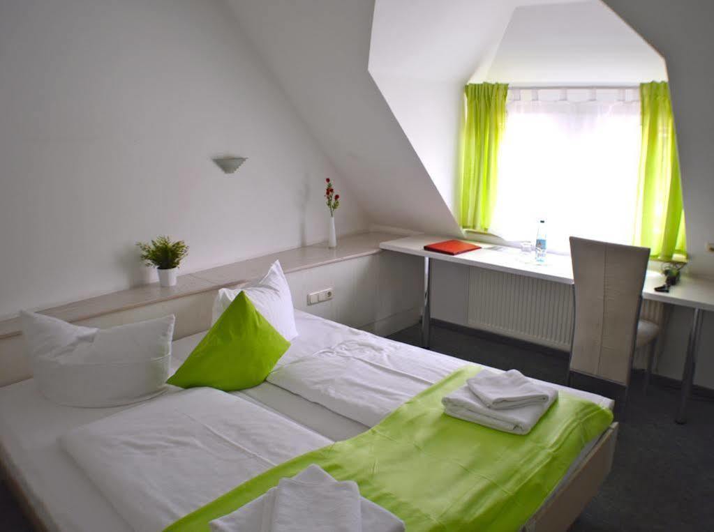 Hotel Kunterbunt In Wuerzburger Innenstadt מראה חיצוני תמונה